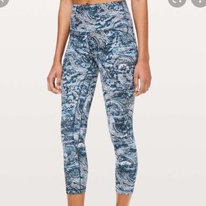 lulu lemon blue paisley glaze leggings